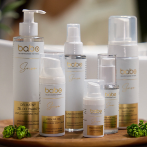 Ultra nawilżający tonik do twarzy z tripeptydem miedziowym, niacynamidem i kwasem laktobionowym - obrazek 2