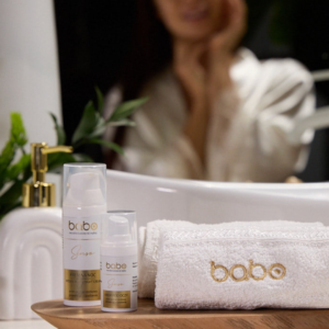 Regenerująco-kojący bogaty krem dla każdego rodzaju skóry - odbudowa BHL, ultranawilżenie i prewencja przeciwzmarszczkowa - obrazek 6